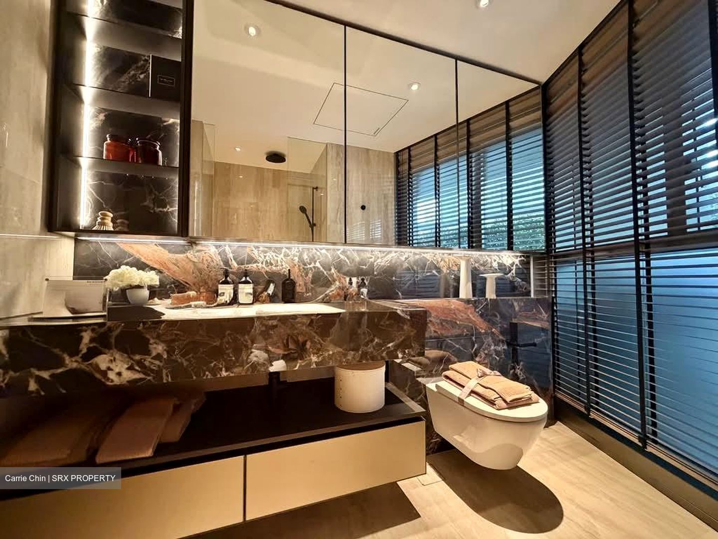 Newport Residences (D2), Apartment #576886731